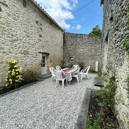 Holiday home Le Du Prieure *
