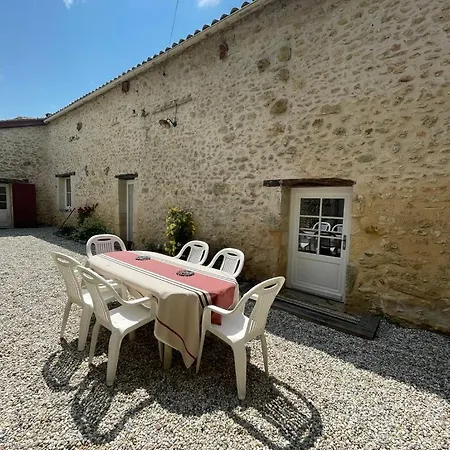 Le Du Prieure *