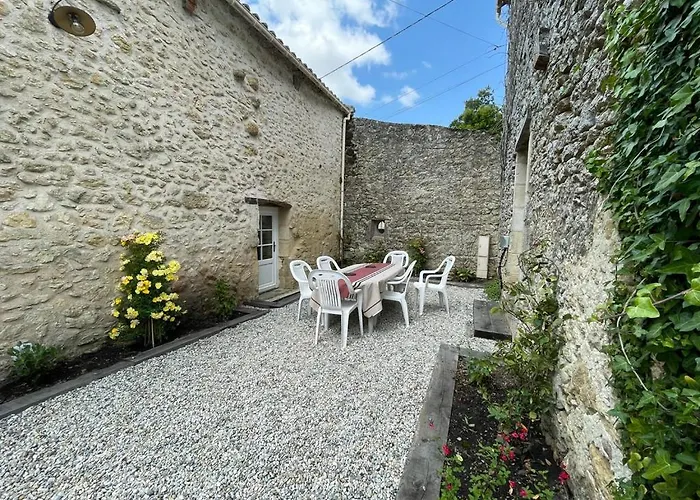 Holiday home Le Du Prieure *