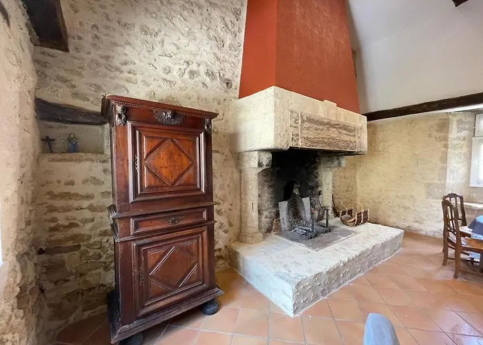 Le Du Prieure Holiday home Bellefond