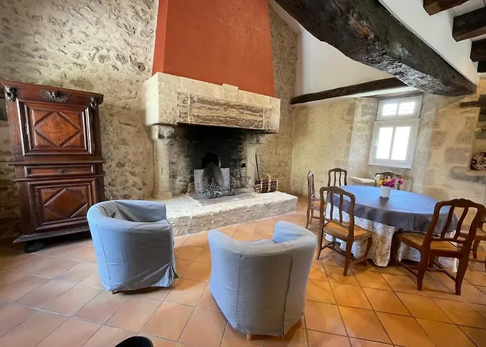 Le Du Prieure Holiday home Bellefond